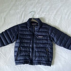Toddler boy’s size 2T Patagonia down jacket, navy blue